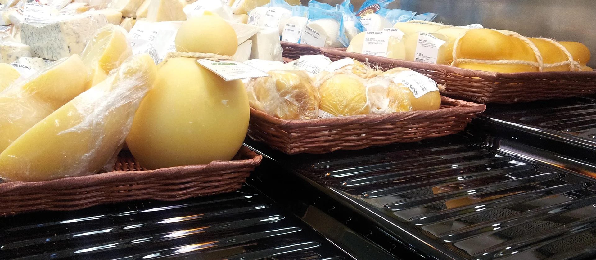 Il Visual Merchandising Verticale eticam contenitori